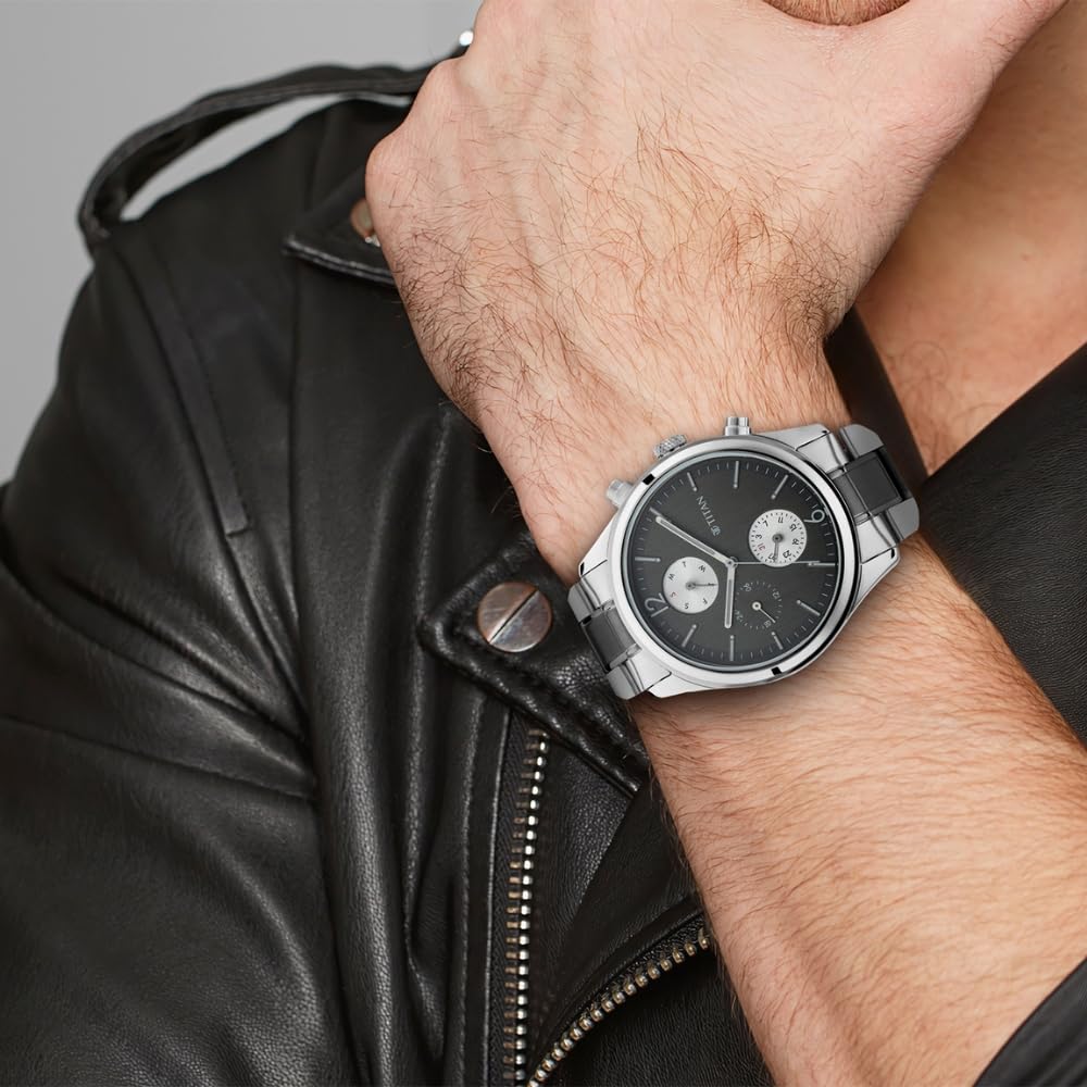 Titan Men's Metropolitan Charm: Men's Multifunctional Anthra Watch with Metallic Accents