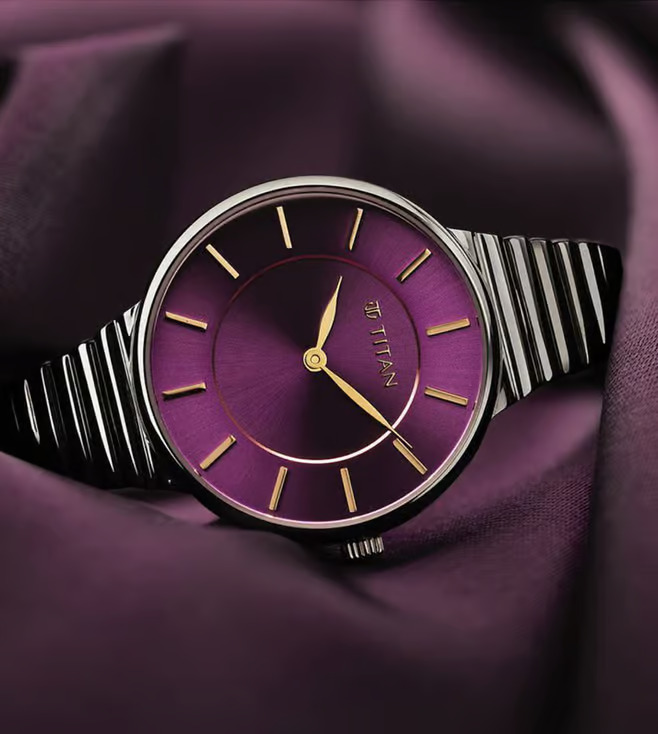 TITAN Mainline Ph1 Analog Watch for Women
