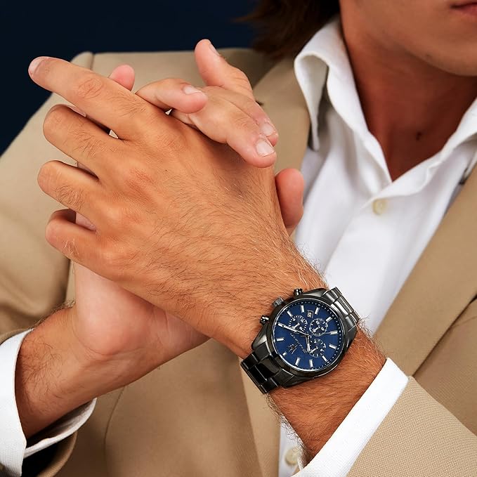 Maserati Classic Men's Luxury Watch, Stainless Steel Case, Quartz Movement, Stainless Steel Strap, 50M Water Resistant Timepiece, Blue Dial, 2 Years Warranty