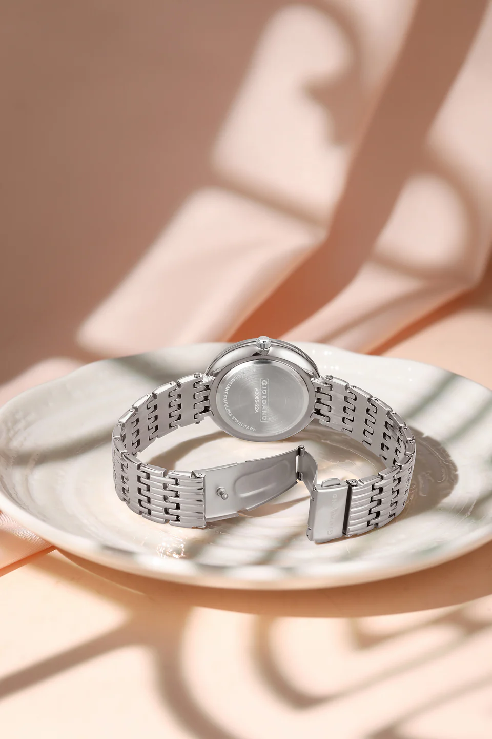 Giordano Eleganza Collection Watch for Women with Stainless Steel Strap and Crystal Embellished Bezel