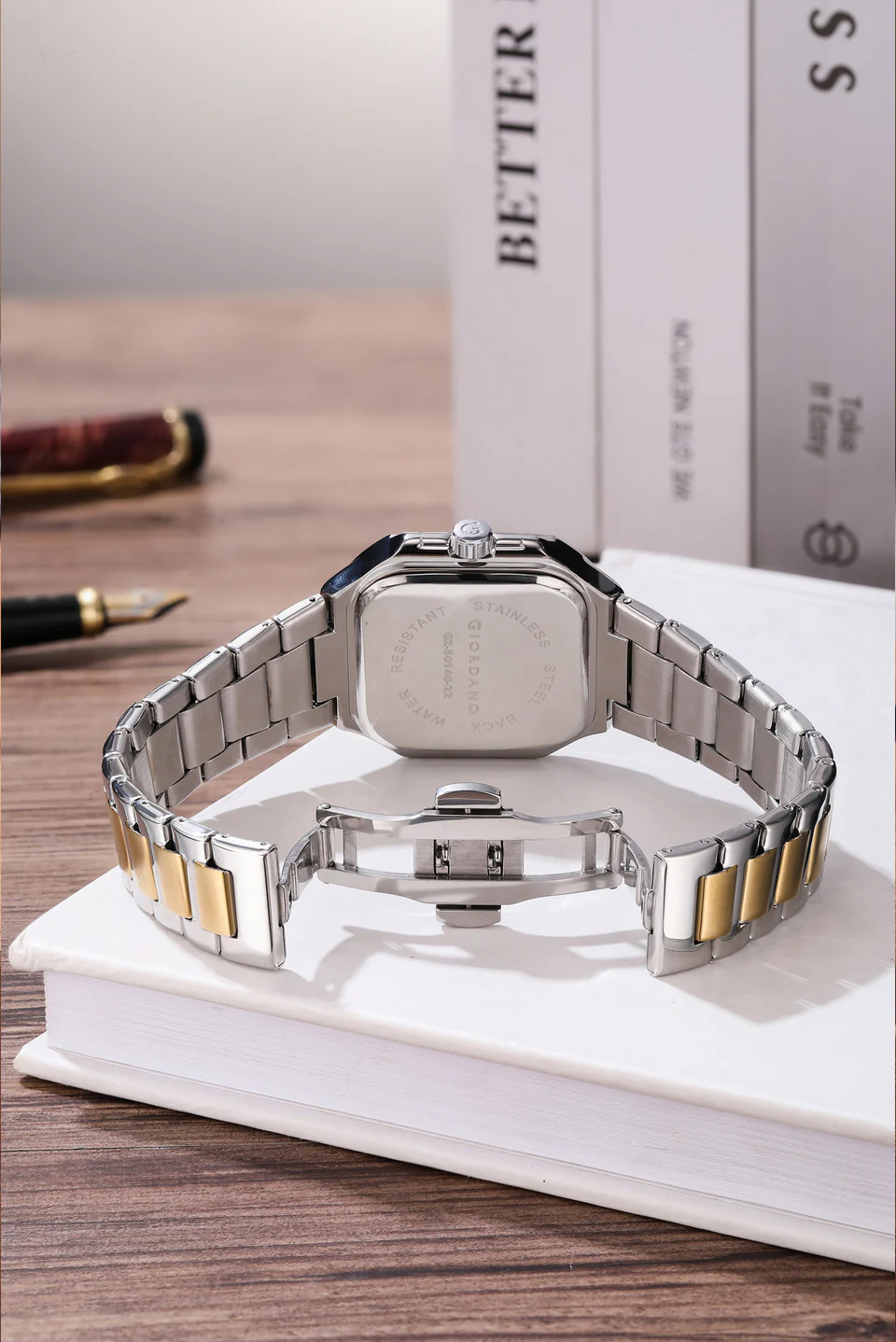 Giordano Square formal Watch for men – Textured Dial,Day & Date Display and Stylish stainless steel strap