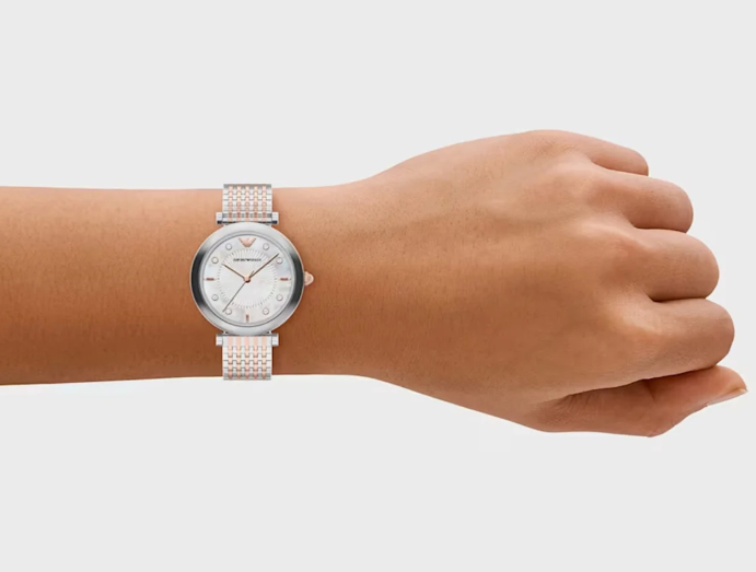 Women Quartz Mother Of Pearl Dial Analog Stainless Steel Watch