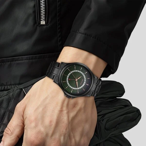 Titan Karishma Quartz Analog