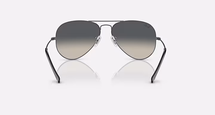AVIATOR GRADIENT Sunglasses in Gunmetal and Grey